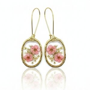 🆕️ Artisan With Real Floral & Resin Elegant Gold and Pink Floral Earrings